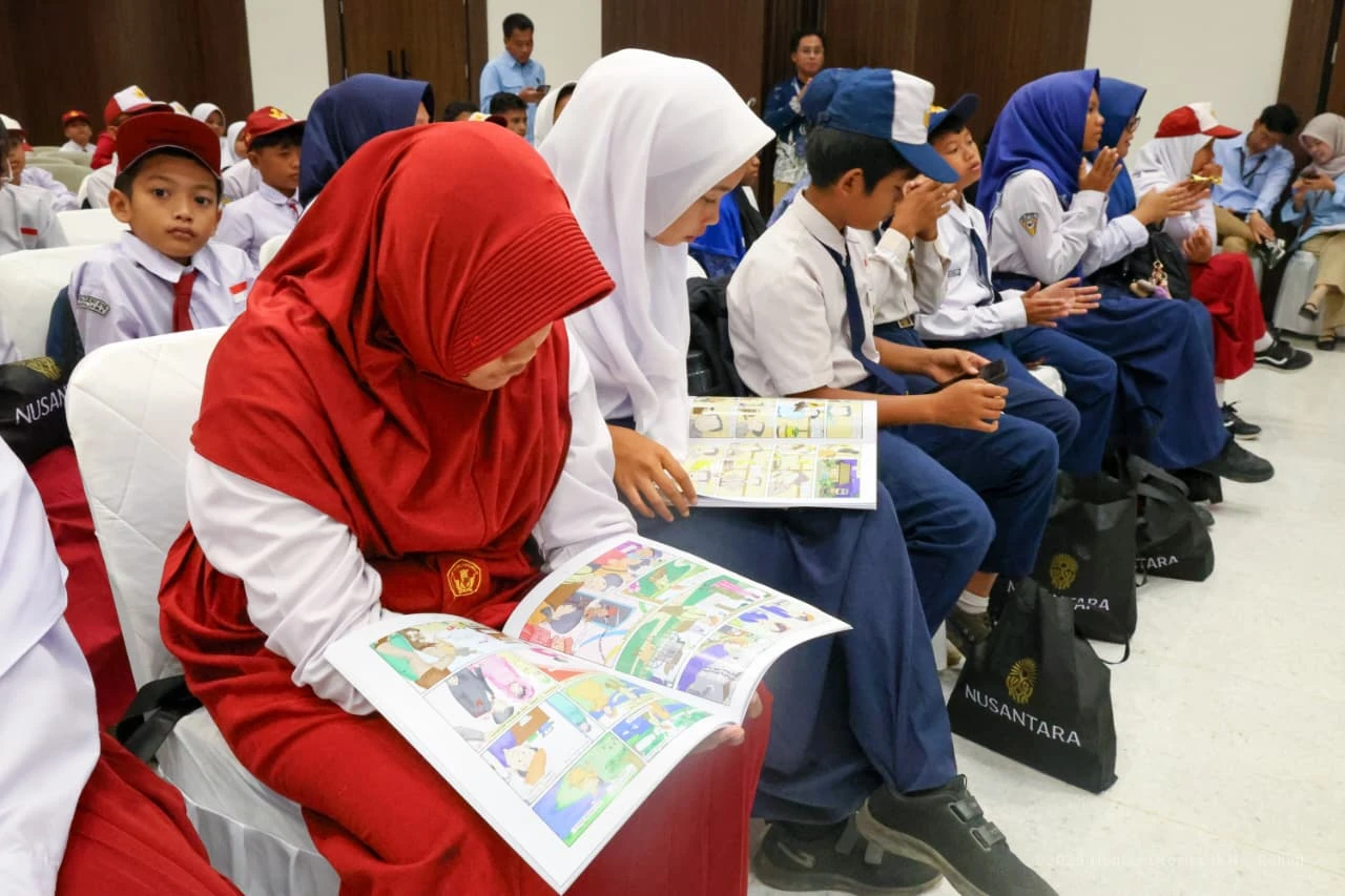 Dari Ibu untuk Masa Depan Nusantara, Otorita IKN Salurkan Puluhan Ribu Buku Literasi
